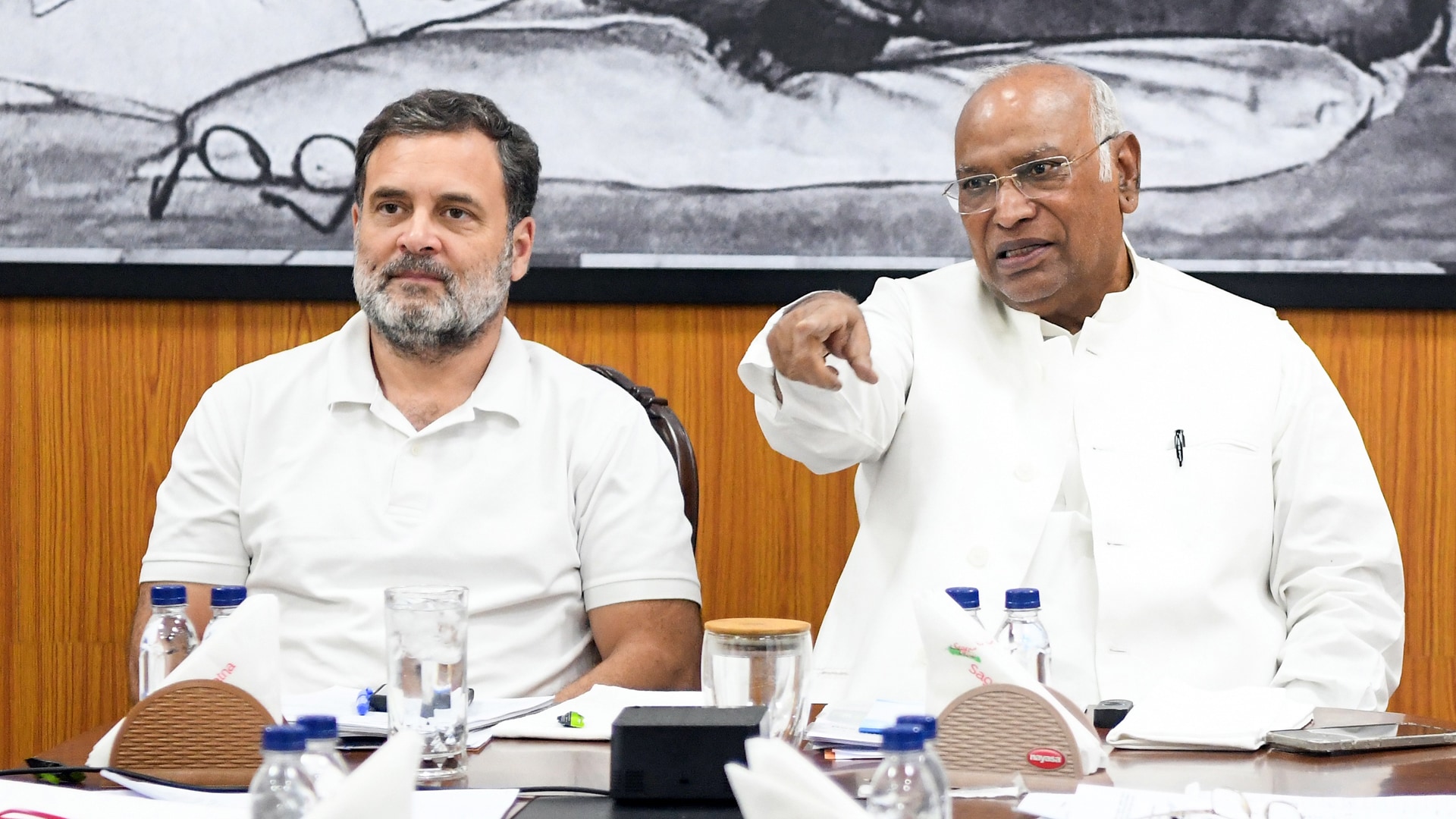 Kerala CM Face Delayed Again, VD Satheesan vs KC Venugopal Battle Deepens