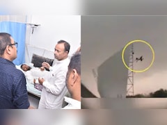 तूफान में 50 फीट ऊपर उड़ने वाले नन्हे मियां से मिले प्रभारी मंत्री, बेहतर चिकित्सा व्यवस्था के दिए निर्देश