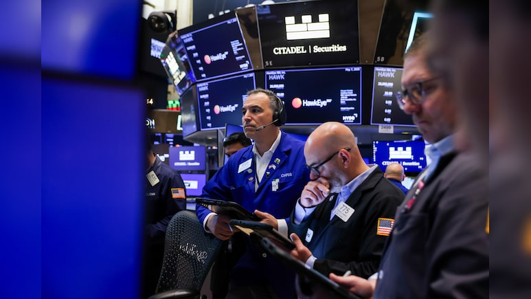 Wall Street Highlights: S&P 500, Nasdaq, Treasuries Climb as Oil Falls on US-Iran Hopes