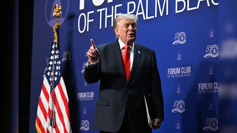 Iran Juggles Oil Cuts and Storage Strain to Resist US Blockade