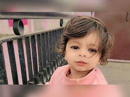 सीतामढ़ी में तेज रफ्तार स्कॉर्पियो का कहर, 2 साल के  मासूम को कुचला, गुस्साए ग्रामीणों ने गाड़ी में लगाई आग