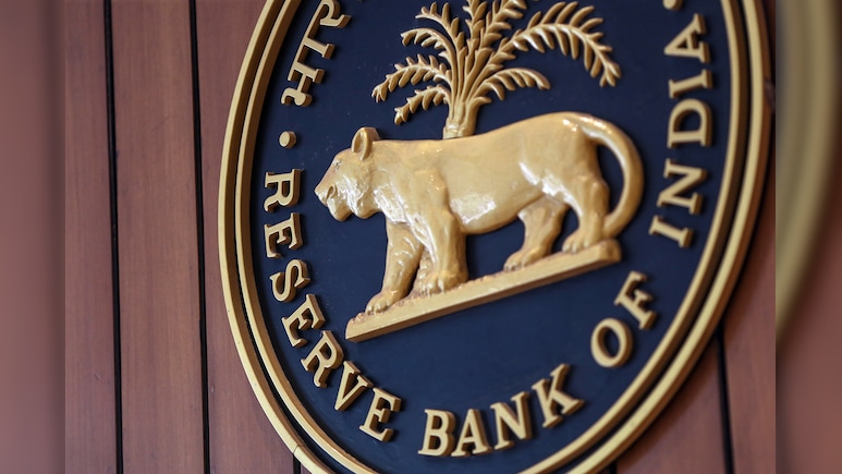 India Considers Reducing Taxes on Bond Investments by Foreigners