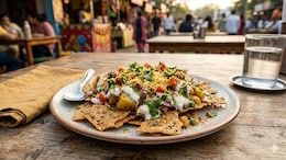 This Delicious Khakhra Chaat Can Be Made In Just 10 Minutes