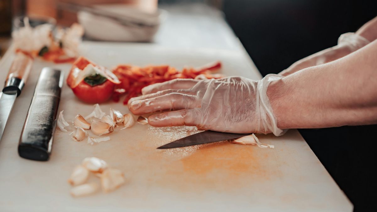 Cross-Contamination In Kitchen: Why It's Dangerous And How To Prevent It