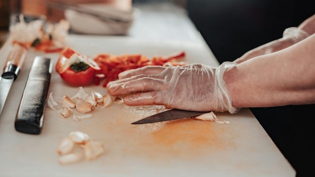 Cross-Contamination In Kitchen: Why It Happens, Why It's Dangerous, And How To Prevent It