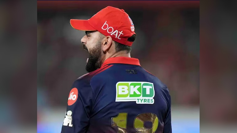 IPL 2026: Virat Kohli Refuses To Shake Hands With Travis Head After SRH's Win Over RCB
