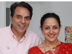 Hema Malini To Receive Dharmendra’s Padma Vibhushan In Delhi, Calls It ‘An Emotional Moment’