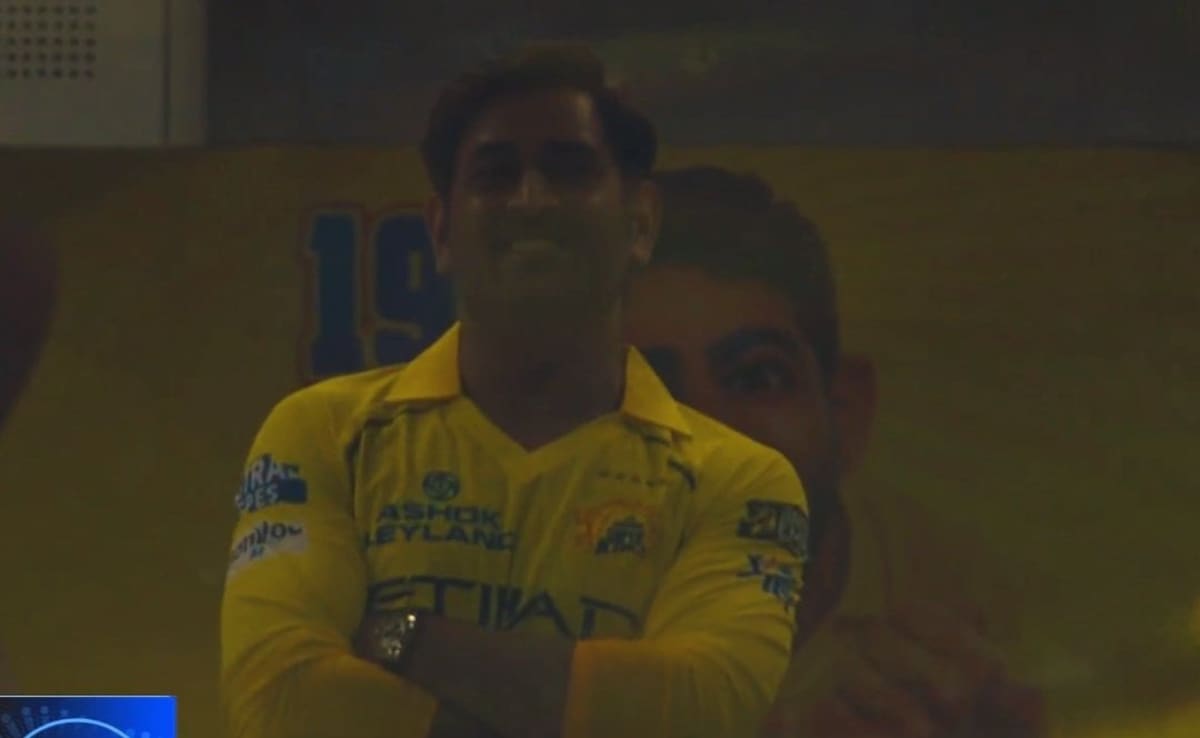 CSK vs SRH LIVE Score, IPL 2026: MS Dhonis Reaction Says It All As CSK Get Huge Wicket; SRH Need 13 Off 12