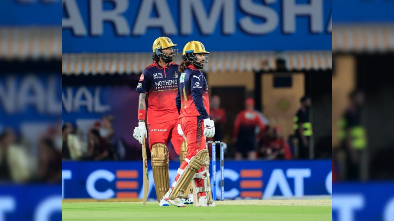 रजत पाटीदार का विस्फोट, कोहली-पंड्या ने भी खेली उपयोगी पारी, RCB ने GT को जीत के लिए दिया 255 रन का लक्ष्य