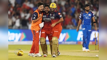 RCB Knock MI Out Of IPL 2026 Playoff Race, Move Top After Bhuvneshwar's Final-Over Heist In Raipur