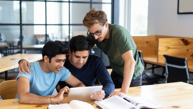 JEE Advanced के साथ शुरू हो गई IIT की रेस, जानें कम कटऑफ में कैसे मिलेगा एडमिशन