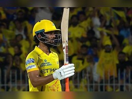 Ruturaj Gaikwad: ऋतुराज गायकवाड़ ने IPL में मचाई खलबली, धोनी का महारिकॉर्ड तोड़ रचा इतिहास