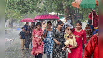 Karnataka Weather Update: IMD Forecasts Heavy Showers And Gusty Winds Across State