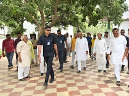 मंत्री विजय चौधरी से बोले नीतीश, शाम को आइए, एक-एक चीज बताइए क्या हो रहा है.. पूर्व CM के मन में चल क्या रहा है?