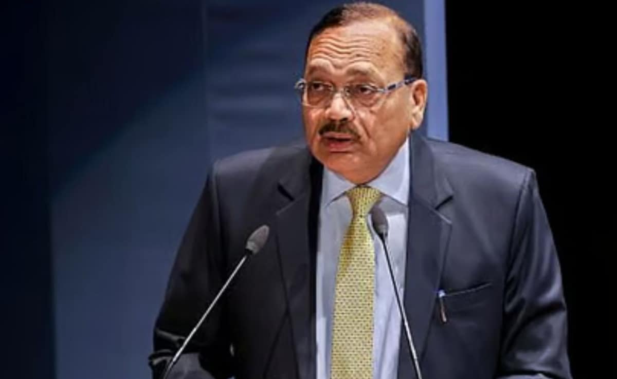 जब एक जज ने जस्टिस सूर्यकांत को कहा- 'गेट आउट....' CJI ने सुनवाई के दौरान सुनाया रोचक किस्सा