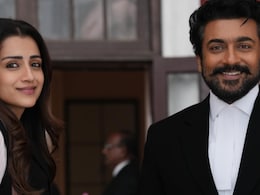 थिएटर में फिल्म शुरू होते ही चिल्लाने लगा फिल्म का डायरेक्टर, तृषा को लगाया गले- देखें वायरल वीडियो