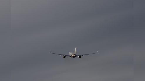 High Airfares Threaten to Disrupt Summer Flights, Group Says