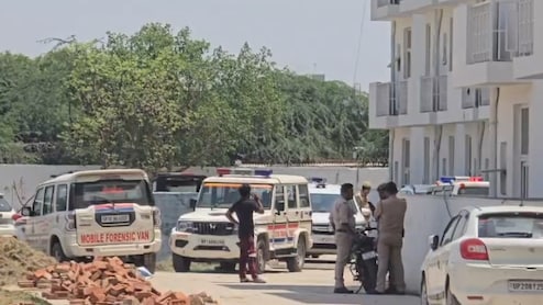 ग्रेटर नोएडा में डबल मर्डर से सनसनी, सीताराम इंस्टीट्यूट के निर्माणाधीन हॉस्टल में खून से लथपथ मिले शव