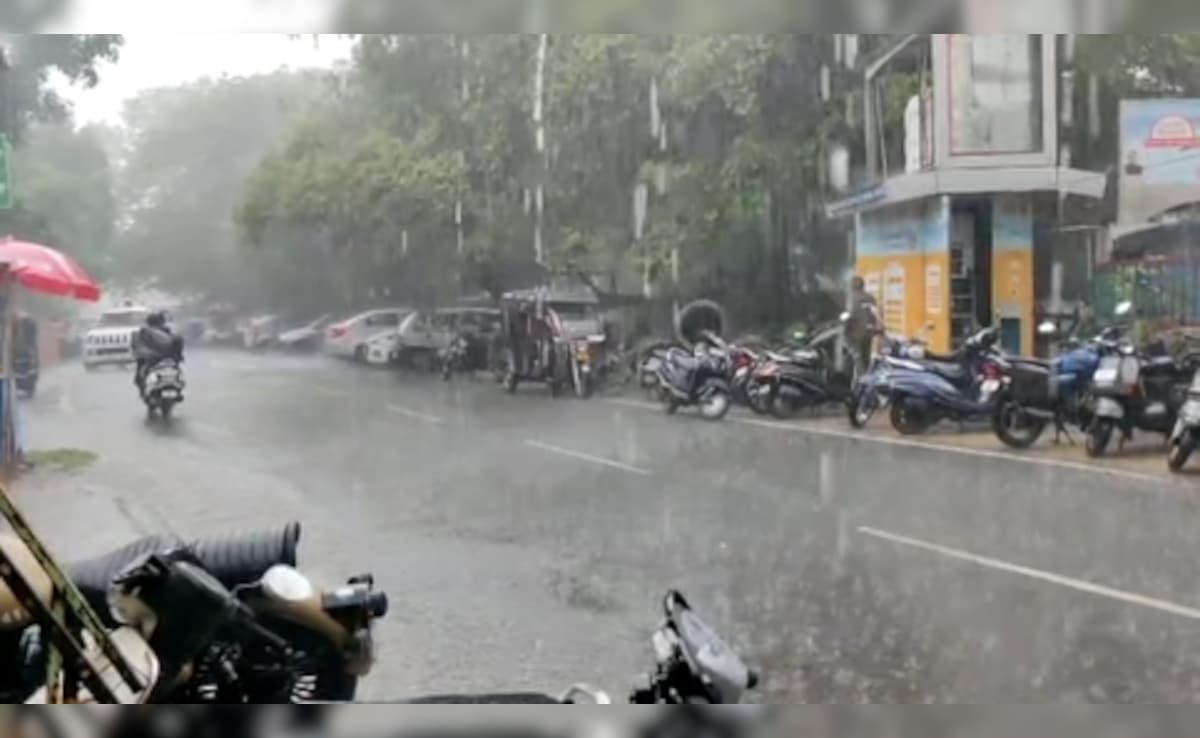 Uttarakhand Weather: उत्तराखंड में मौसम का यू-टर्न: आज भारी बारिश और ओले गिरने की चेतावनी, भीषण गर्मी से मिलेगी राहत