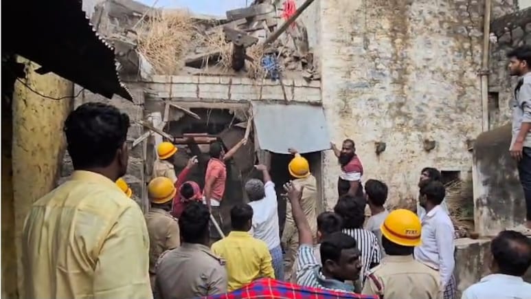4 Of Family Dead After House Roof Collapses Due To Heavy Rain In Karnataka