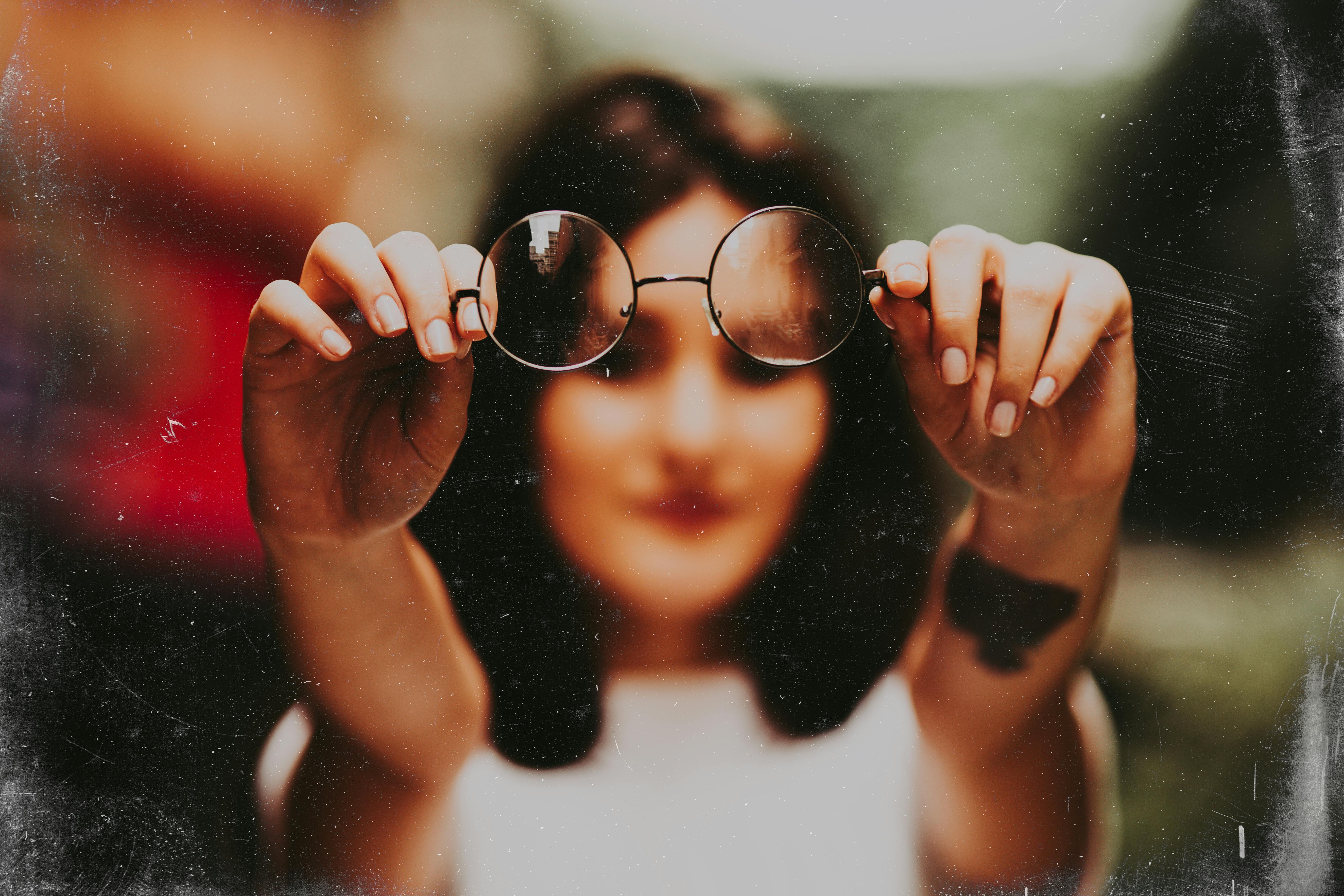 How To Prevent Scratches On Glasses