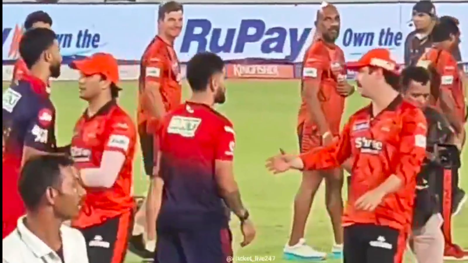 IPL Commentator Reveals How On-Field Drama Led To Virat Kohli-Travis Head Handshake Row