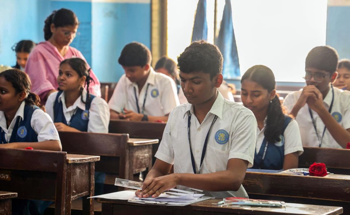 सरकार ने किया CBSE के डिजिटल मूल्यांकन का बचाव, कहा- 'OSM ही भविष्य'