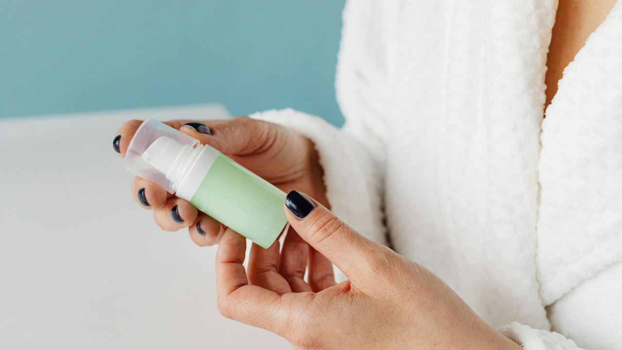 Skincare at 50 To 80% + Extra Up To 15% Off on Amazon Wardrobe Sale