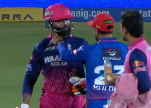 Jadeja, Kuldeep's Viral Exchange Stuns During RR vs DC Match Stuns Internet