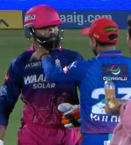 Ravindra Jadeja, Kuldeep Yadavs Viral Exchange Internet During RR vs DC Stuns Internet. Watch