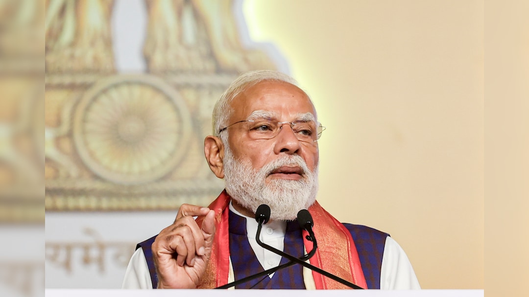 PM Modi Calls For Resolutions By People To Save Foreign Exchange To Overcome Impact Of War