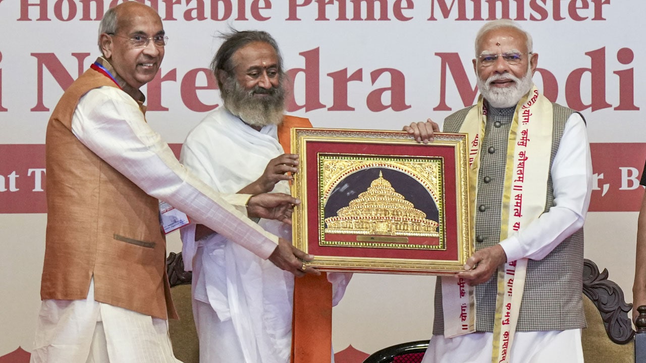 PM Modi Attends Art of Living Event, Inaugurates Dhyan Mandir