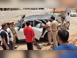 फॉर्च्यूनर कार में भूसे की तरह भरा था डोडा-पोस्&zwj;त, पुल&zwj;िस ने पकड़ा