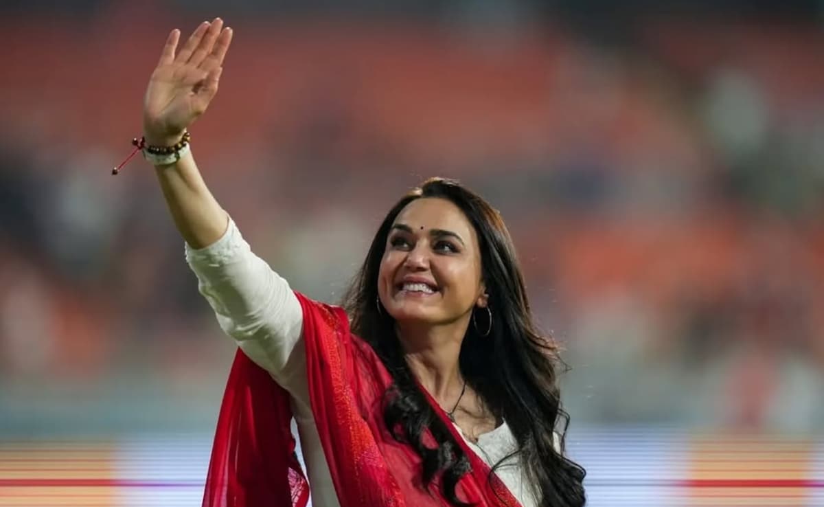 Preity Zinta’s Phulkari Dupatta and a Message of Resilience After Punjab Kings’ First IPL 2026 Loss