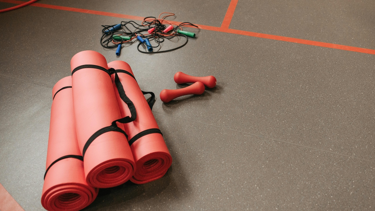 Best Sweat-Proof Yoga Mats For Hot Yoga And Daily Workouts Best Sweat-Proof Yoga Mats For Hot Yoga And Daily Workouts