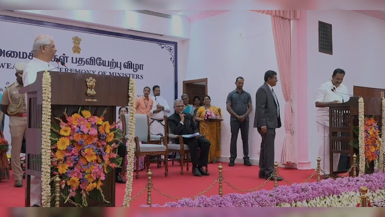 Tamil Nadu Congress MLA Mentions Rahul Gandhi During Oath, Governor Objects