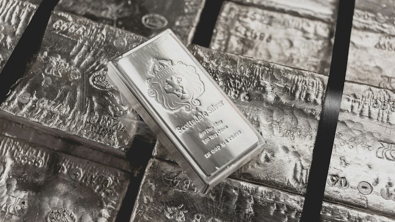 Silver Surges Rs 10,368 To Rs 2.54 Lakh/Kg In Futures Trade
