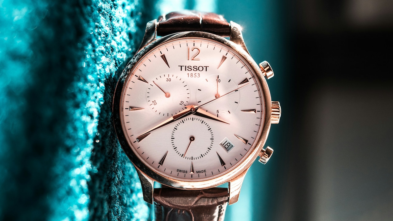 Myntra Grand Summer Sale: Fossil And AX Watches At 30% Off For Men Who Want Sharper Accessories