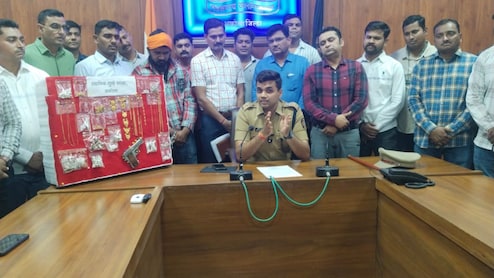 Akola News:दरोडेखोर हुशार, पण पोलिसांची नजर सवाई ! एका छोट्या खुणेनं उलगडलं अकोल्यातील 70 लाखांच्या लुटीचं गूढ