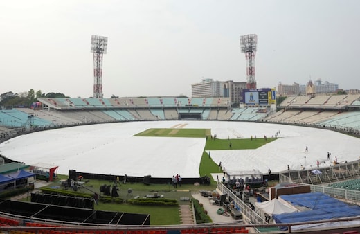 KKR vs GT LIVE Score: शुरू हुआ एक्शन, कोलकाता की सलामी जोड़ी क्रीज पर