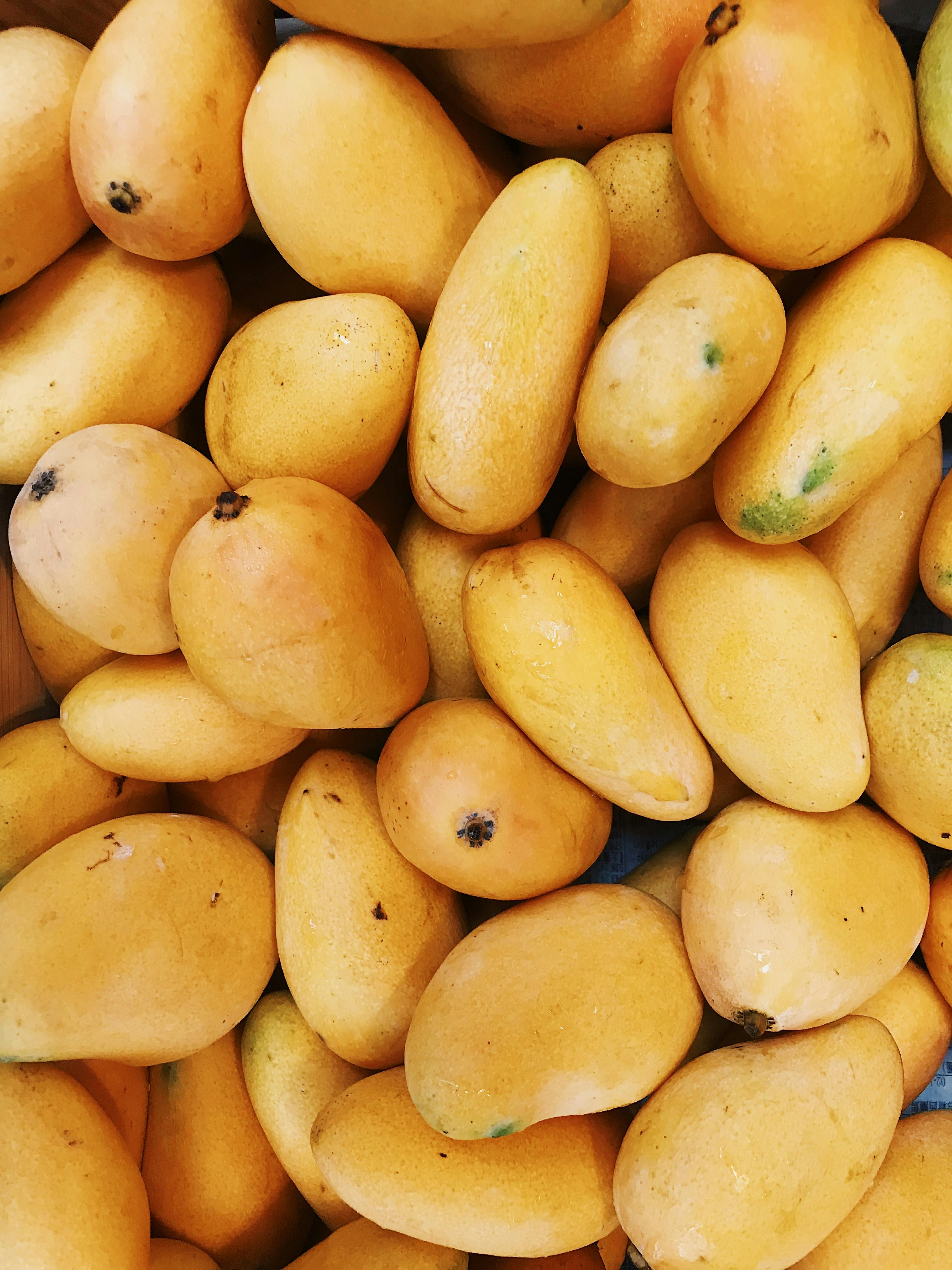 Why You Should Refrigerate Mangoes Only After They Ripen