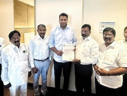 Vijay's Numbers Nightmare Ends, VCK Extends Unconditional Support