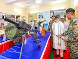 इंटरनेशनल बॉर्डर के पास 15 किमी तक हटेंगे अवैध निर्माण, अमित शाह ने बुलडोजर चलाने को दी मंजूरी इंटरनेशनल बॉर्डर के पास 15 किमी तक हटेंगे अवैध निर्माण, अमित शाह ने बुलडोजर चलाने को दी मंजूरी