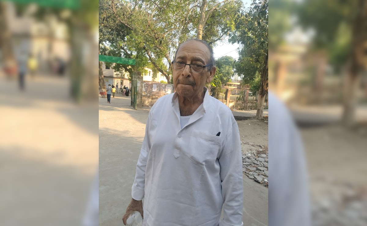 NEET एग्जाम कैंसल होने से Oldest Aspirant अशोक बहार की बिगड़ी तबियत, ठीक होते ही जाएंगे हाईकोर्ट, जानें क्याें