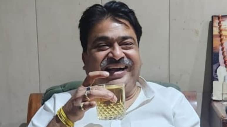 राजा भैया के करीबी MLC अक्षय प्रताप सिंह की सोशल मीड&zwj;िया पोस्ट से कुंडा में स&zwj;ियासी भूचाल, भानवी कुमारी को भी किया टैग