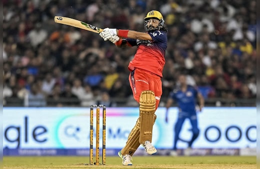 RCB vs MI IPL 2026 Highlights: रोमांचक मैच में जीत के साथ बेंगलुरु टॉप पर, मुंबई प्लेऑफ की रेस से बाहर