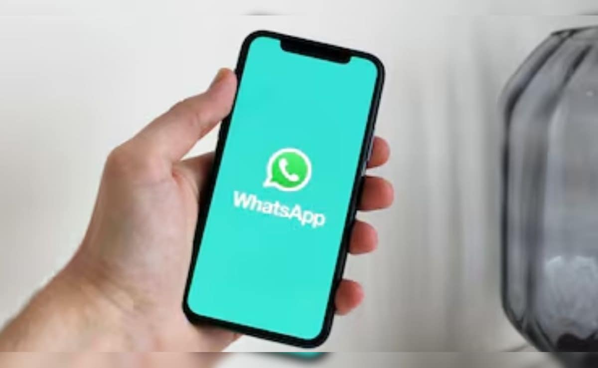 क्या आपका WhatsApp सेफ है? इन 4 आसान स्टेप्स से तुरंत करें अकाउंट Secure — WellsTrack