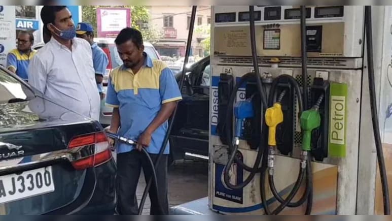 Petrol Diesel Price Hike: आज 15 मई को देश भर में पेट्रोल-डीजल हुआ महंगा, कीमतों में ₹3 से ज्यादा का इजाफा, चेक करें अपने शहर के नए रेट