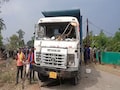 बेटे को बचाने में मां की मौत; मऊगंज में दर्दनाक हादसा, 100 मीटर तक घसीटता रहा हाइवा, ग्रामीणों का प्रदर्शन
