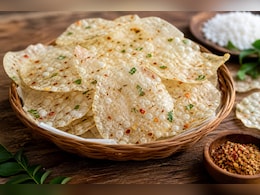 Sabudana Papad Recipe: घर पर आसानी से इस तरह बनाएं बाजार जैसे कुरकुरे साबूदाना पापड़